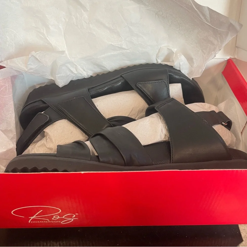 Ros Hommerson Black Hillary Adjustable Strap Platform Sandal Women Size 9.5 Wide